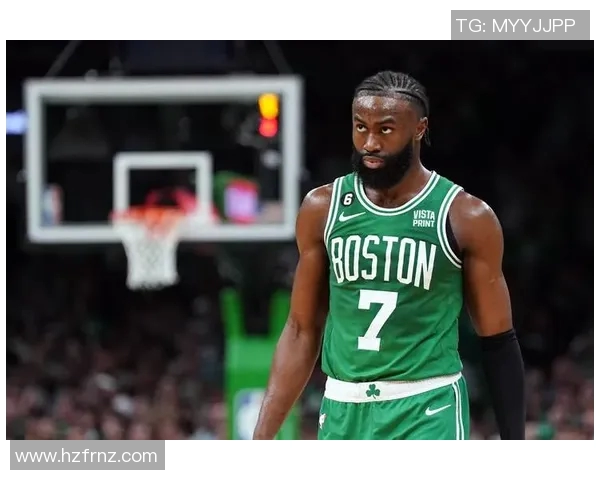 杰伦布朗：从新星到领袖的成长之路与篮球梦想的追求